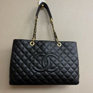 CHANEL Black Quilted Caviar Leather Shoulder Tote with Gold Chain